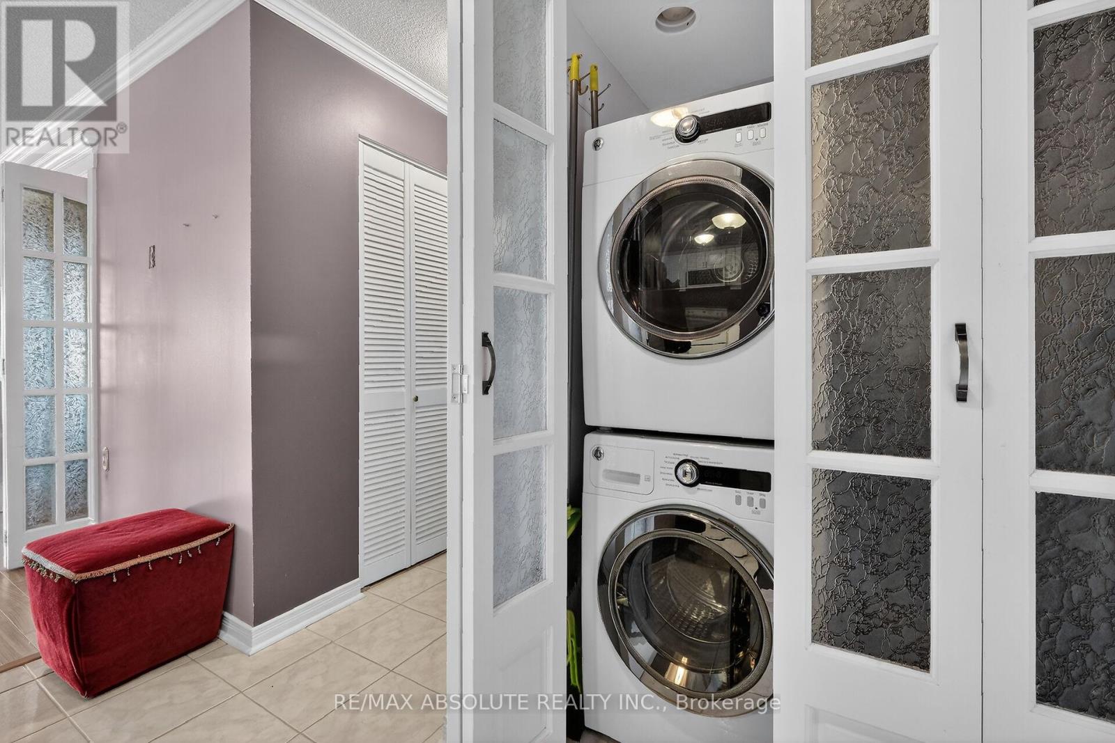 806 - 545 St Laurent Boulevard, Ottawa, Ontario  K1K 4H9 - Photo 34 - X12915400