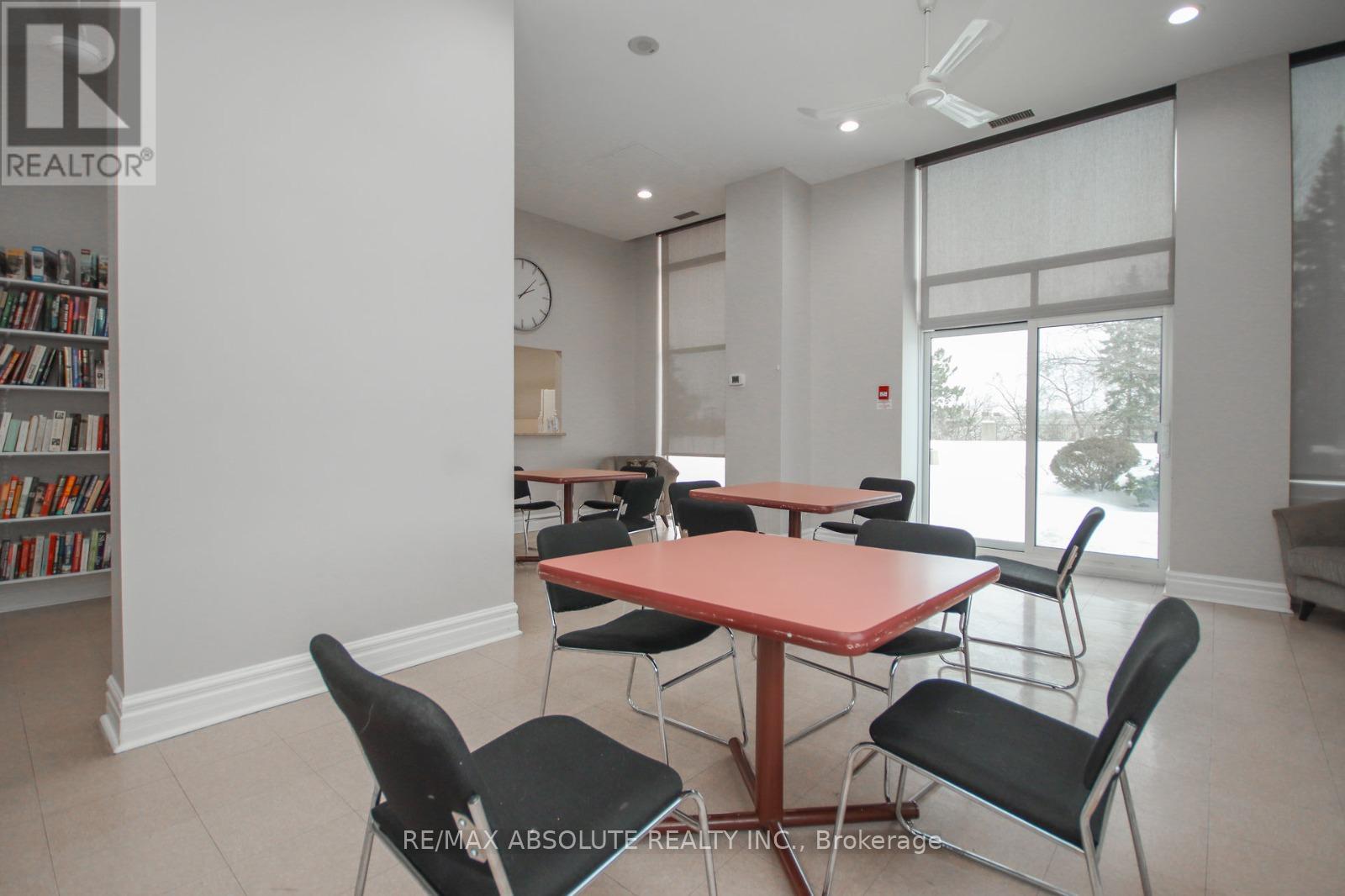 806 - 545 St Laurent Boulevard, Ottawa, Ontario  K1K 4H9 - Photo 44 - X12915400