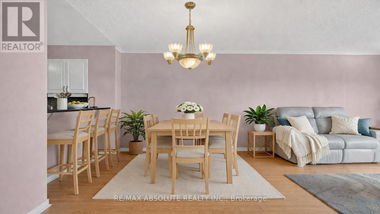 806 - 545 St Laurent Boulevard, Ottawa, Ontario  K1K 4H9 - Photo 9 - X12915400