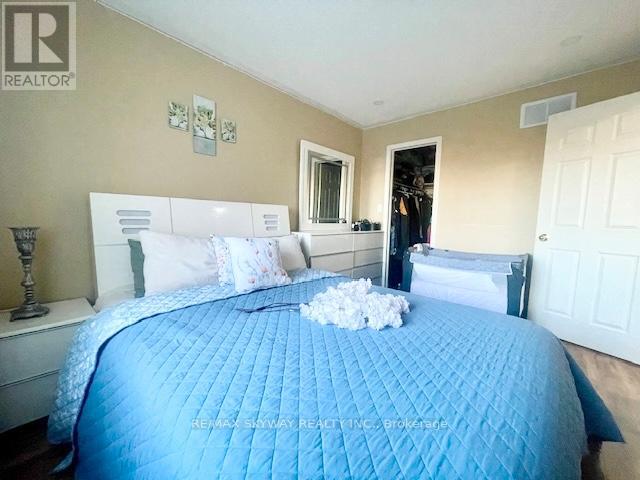 90 Sweetwood Circle, Brampton, Ontario  L7A 2S1 - Photo 17 - W12910862