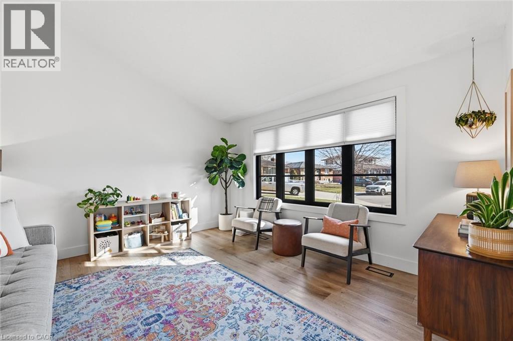 11 Sandlyn Court, Hamilton, Ontario  L8H 2R4 - Photo 15 - 40813577