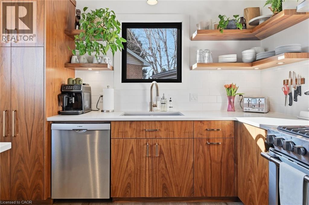 11 Sandlyn Court, Hamilton, Ontario  L8H 2R4 - Photo 10 - 40813577