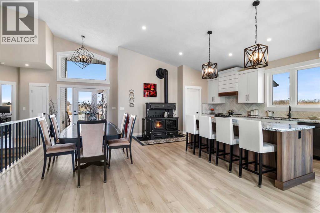 121-2310 Twp Rd 370, Rural Red Deer County, Alberta  T4G 0N4 - Photo 11 - A2292460