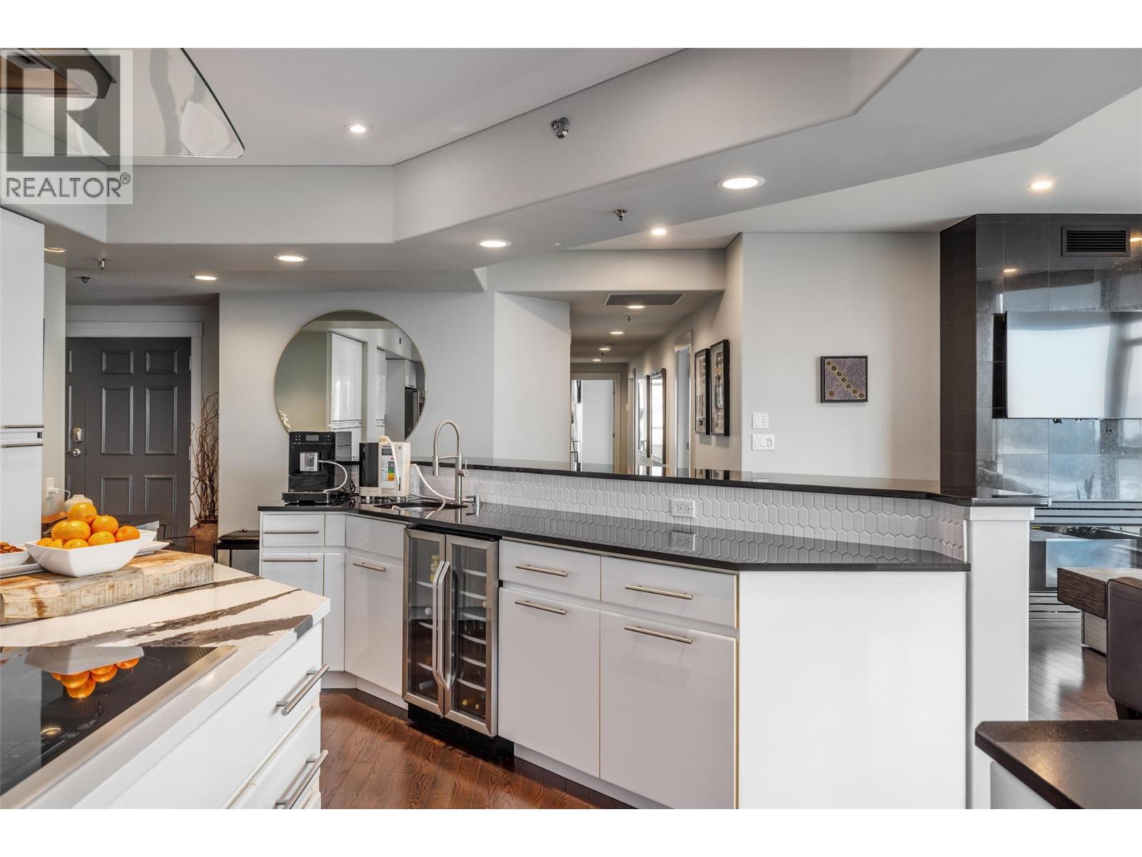 1152 Sunset Drive Unit# 1601, Kelowna, British Columbia V1Y 9R7 - Photo 18 - 10373852