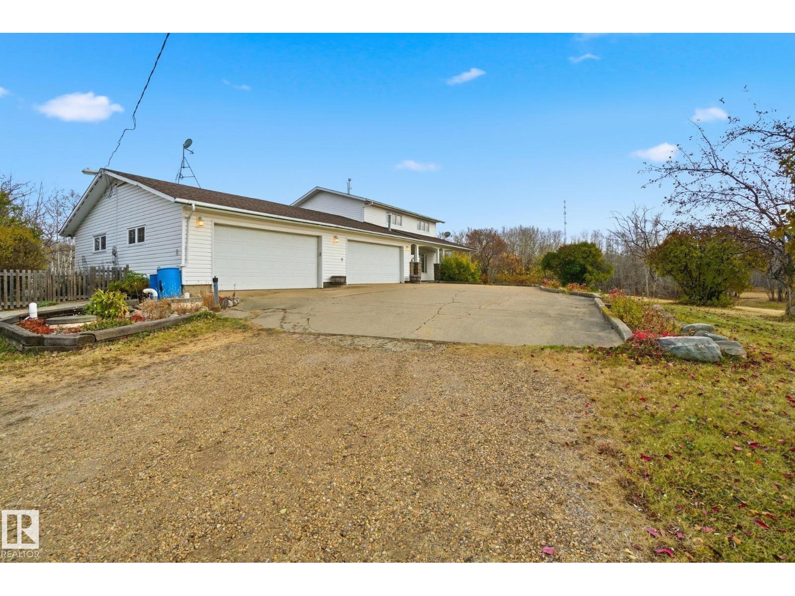 51357 Rge Road 231, Rural Strathcona County, Alberta  T8B 1K7 - Photo 3 - E4475799