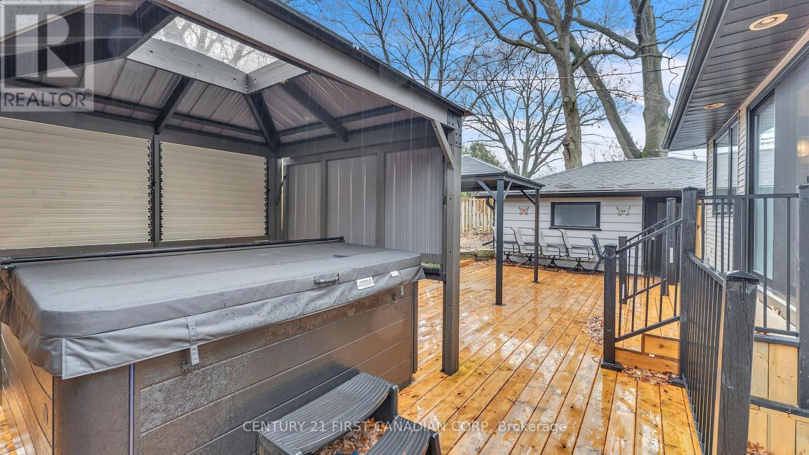 Photo 20 of 23 for 74 Manitoulin Drive