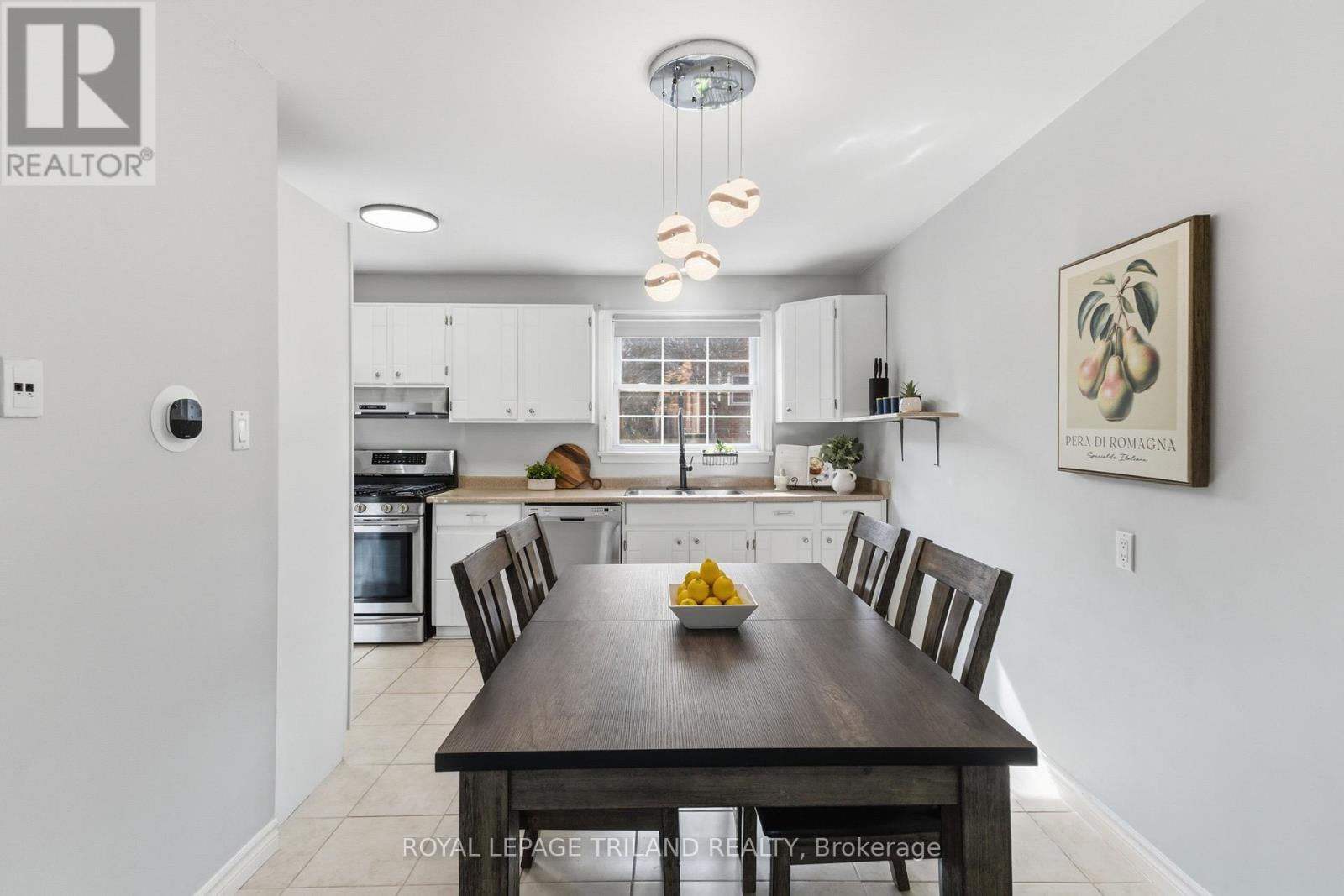 374 Homestead Court, London North, Ontario  N6G 2E9 - Photo 14 - X12918946