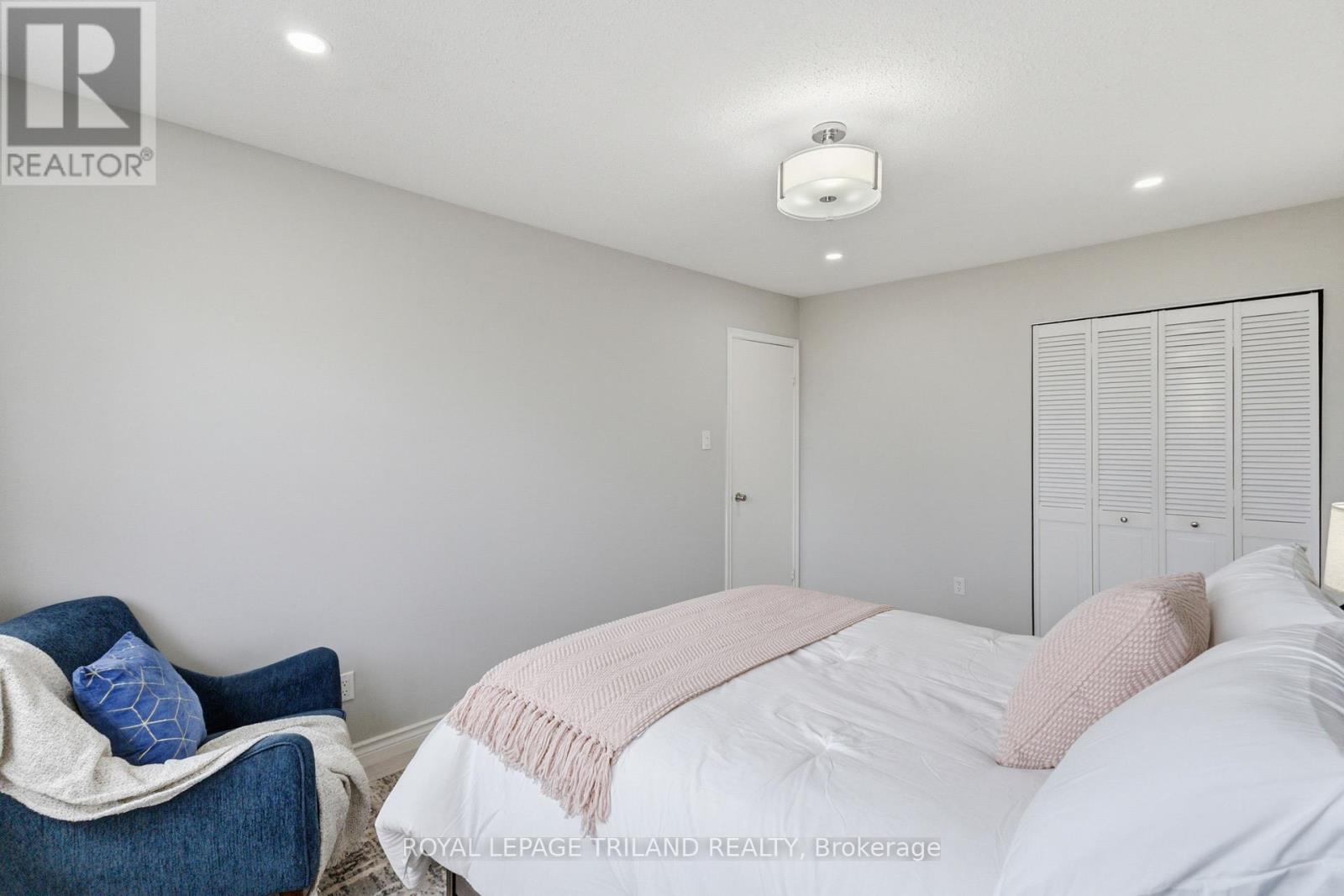 374 Homestead Court, London North, Ontario  N6G 2E9 - Photo 29 - X12918946