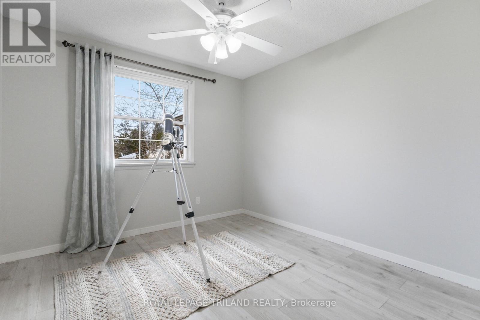 374 Homestead Court, London North, Ontario  N6G 2E9 - Photo 30 - X12918946