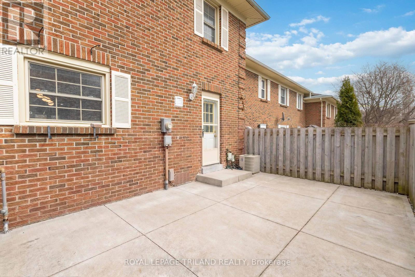 374 Homestead Court, London North, Ontario  N6G 2E9 - Photo 40 - X12918946