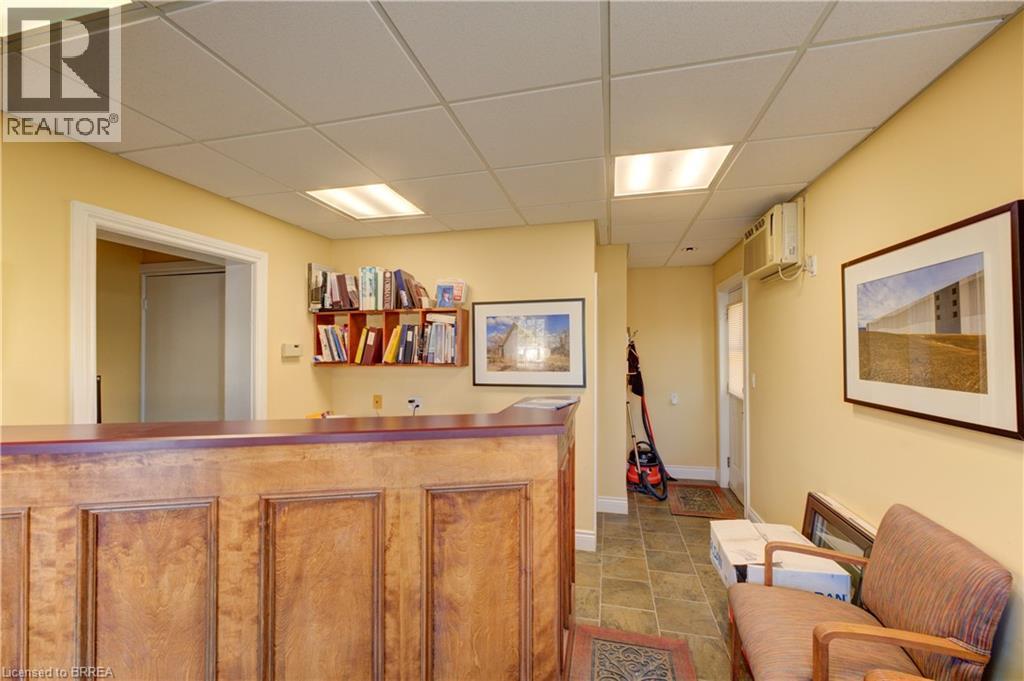 60-62 Colborne Street W, Brantford, Ontario  N3T 1K5 - Photo 6 - 40814421