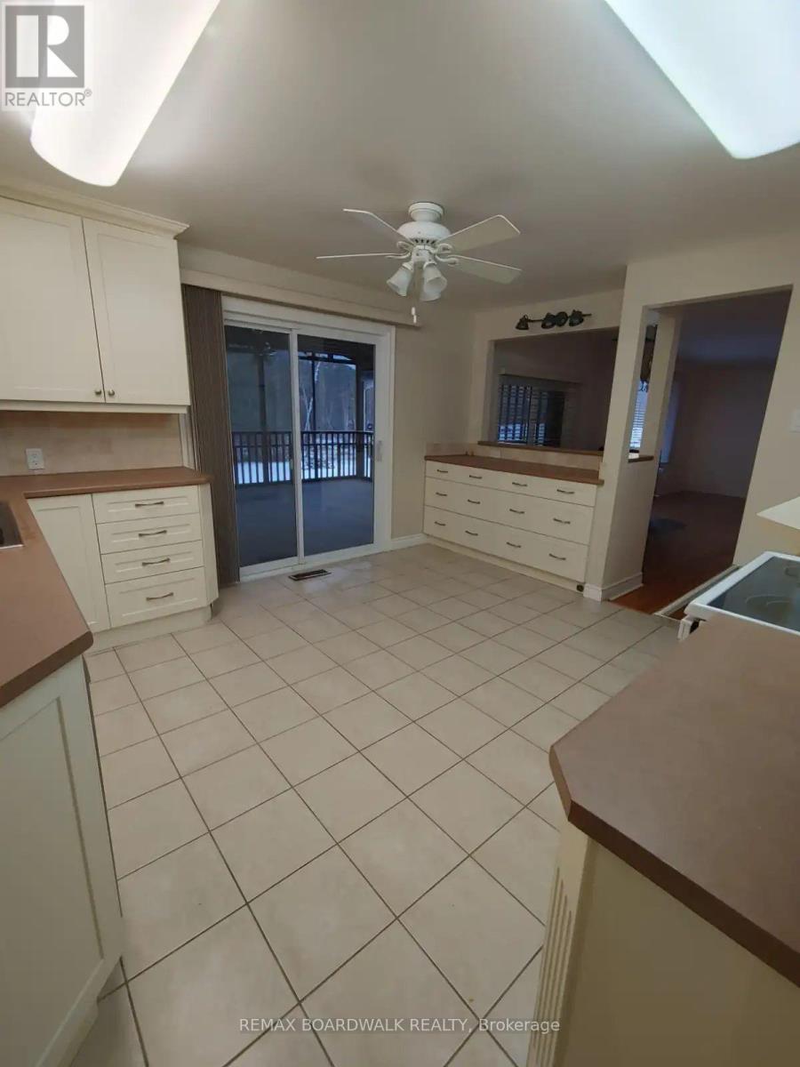 Unit A - 4918 Leitrim Road, Ottawa, Ontario  K0A 1K0 - Photo 2 - X12918334