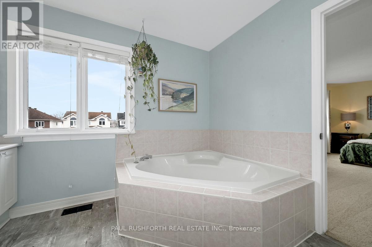 6419 Bernice Court, Ottawa, Ontario K1C 7E5 - Photo 19 - X12918828