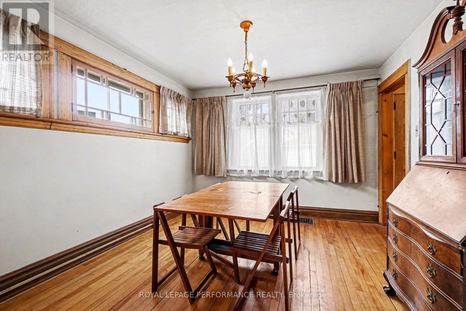 395 Second Avenue, Ottawa, Ontario  K1S 2J3 - Photo 8 - X12918866