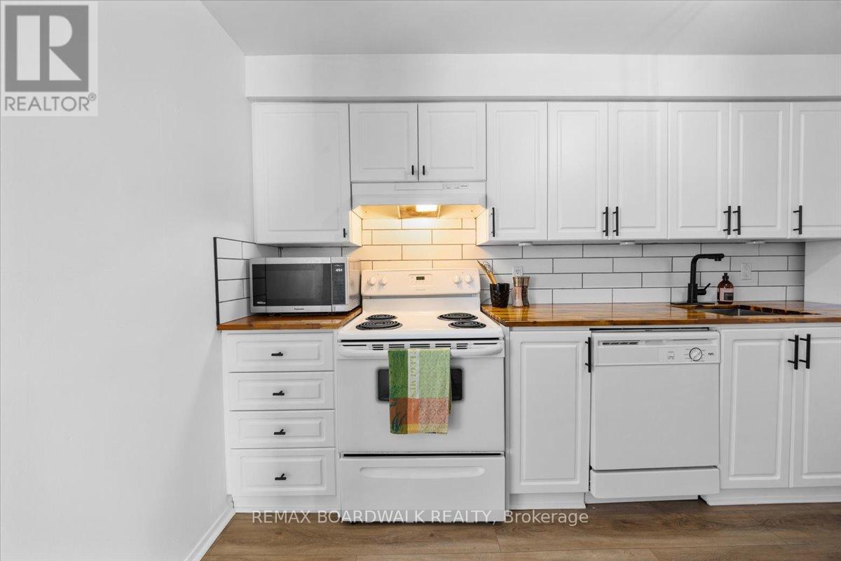 46a - 802 St. Andre Drive, Ottawa, Ontario  K1C 4R3 - Photo 12 - X12918912