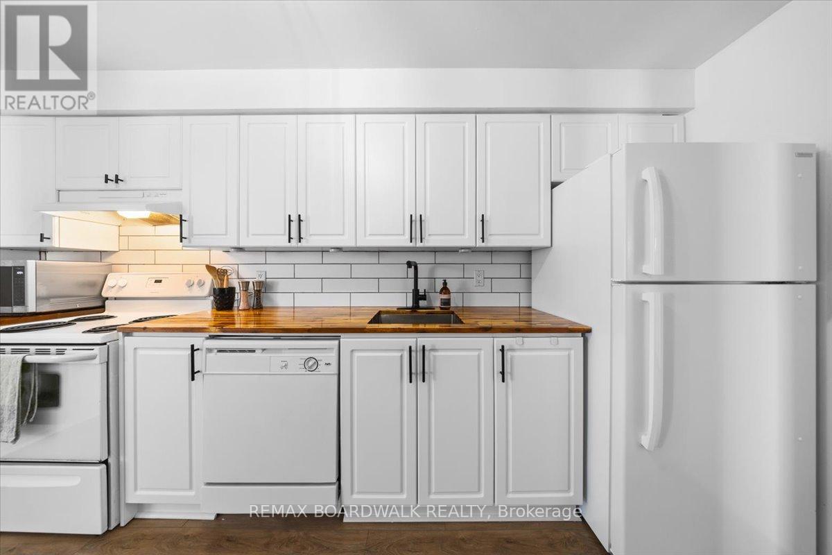 46a - 802 St. Andre Drive, Ottawa, Ontario  K1C 4R3 - Photo 13 - X12918912