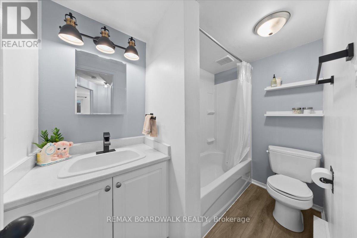 46a - 802 St. Andre Drive, Ottawa, Ontario  K1C 4R3 - Photo 34 - X12918912