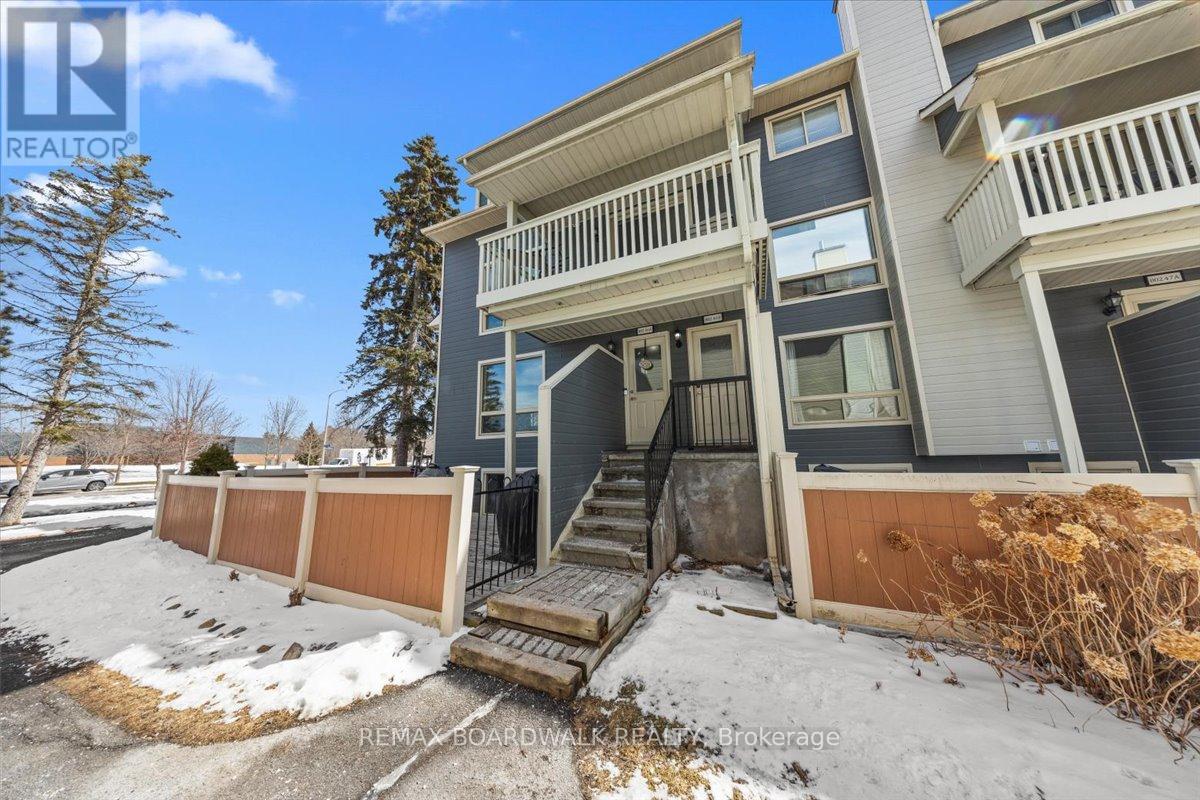 46a - 802 St. Andre Drive, Ottawa, Ontario  K1C 4R3 - Photo 42 - X12918912