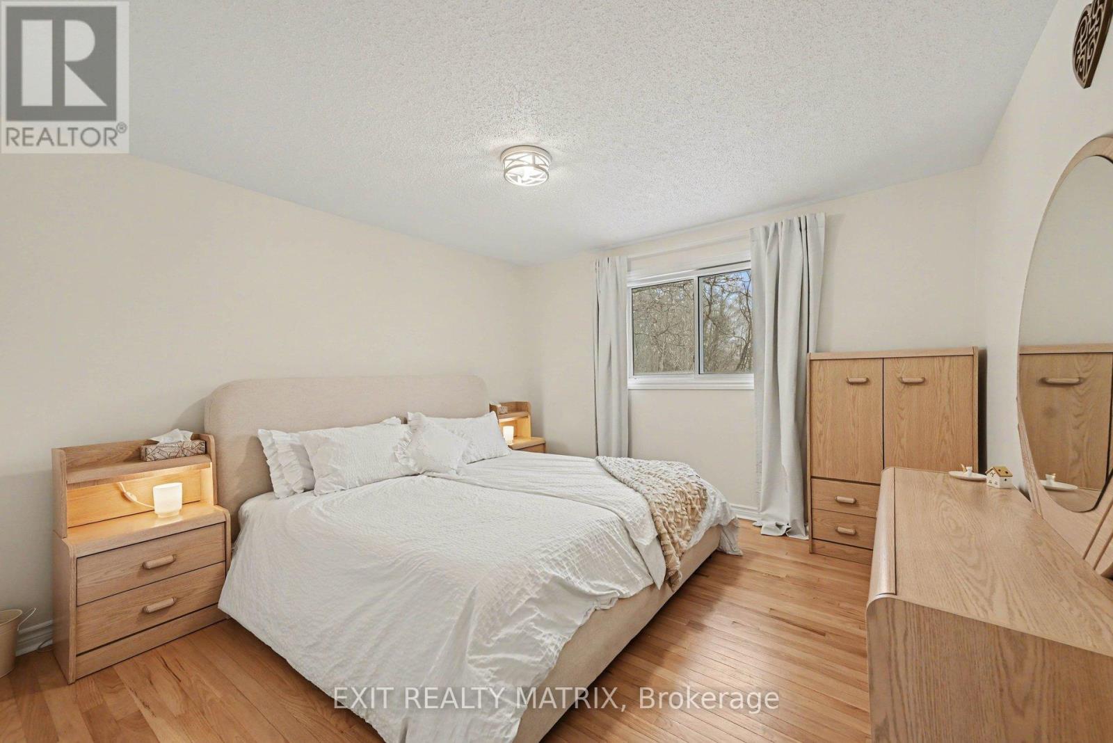 25 Blais Street, Russell, Ontario  K0A 1W0 - Photo 10 - X12918952