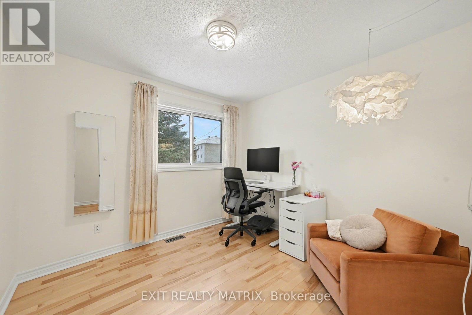 25 Blais Street, Russell, Ontario  K0A 1W0 - Photo 7 - X12918952