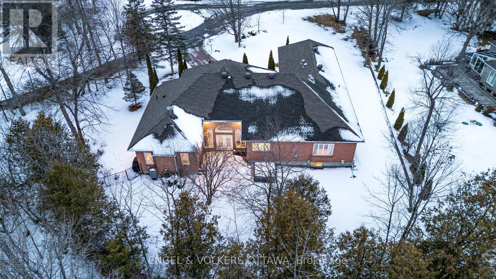 5 Countryside Green, Ottawa, Ontario  K2R 1B5 - Photo 41 - X12918956