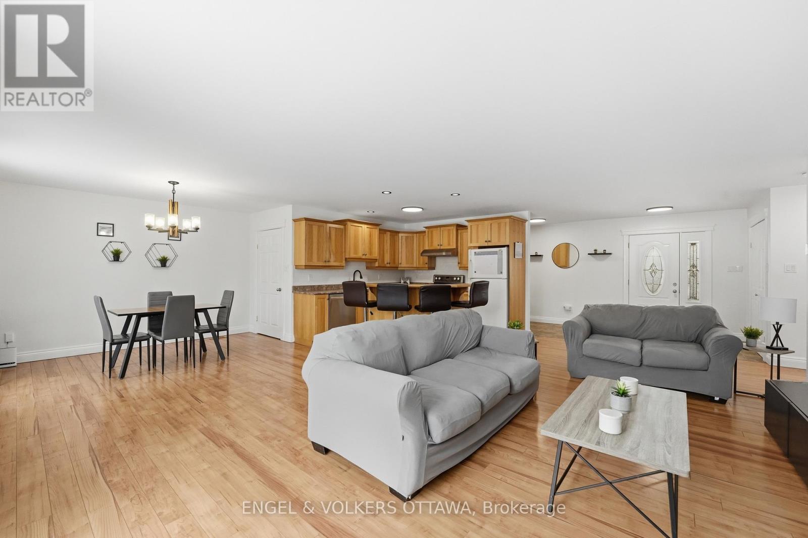 27 Ivy Avenue, Renfrew, Ontario  K7V 4C9 - Photo 12 - X12919022