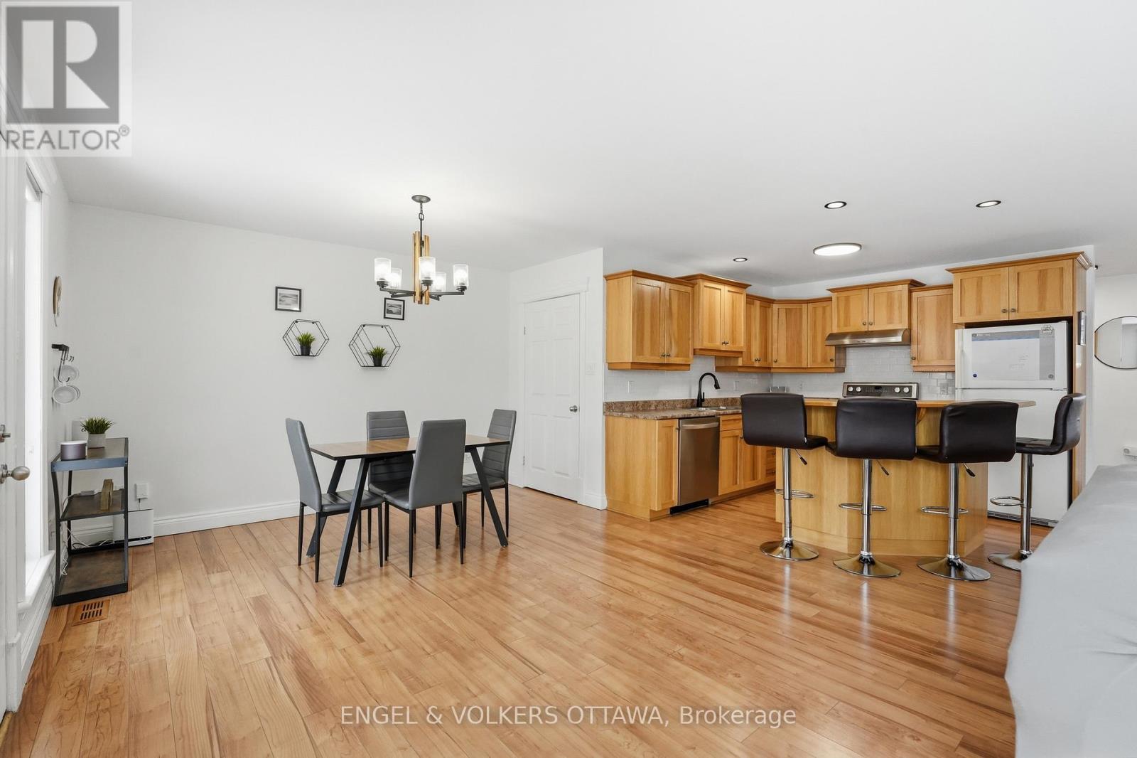 27 Ivy Avenue, Renfrew, Ontario  K7V 4C9 - Photo 13 - X12919022