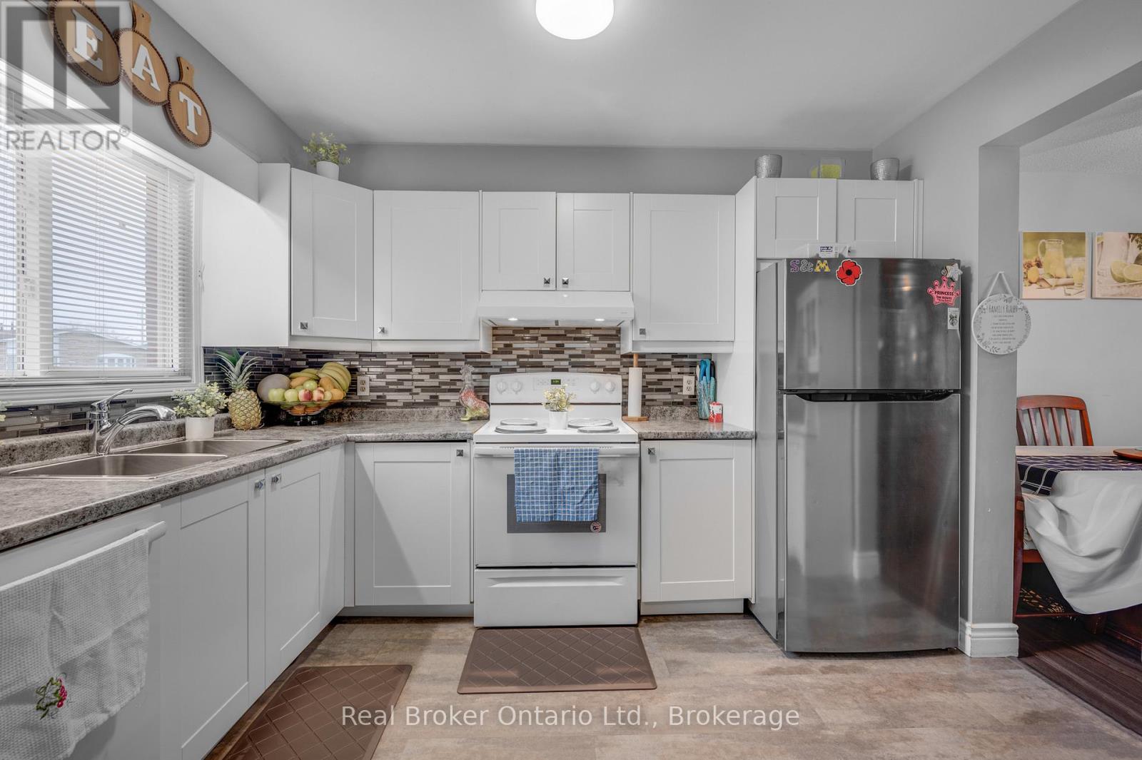 5 - 65 Dorchester Boulevard, St. Catharines, Ontario  L2M 7S9 - Photo 6 - X12918720