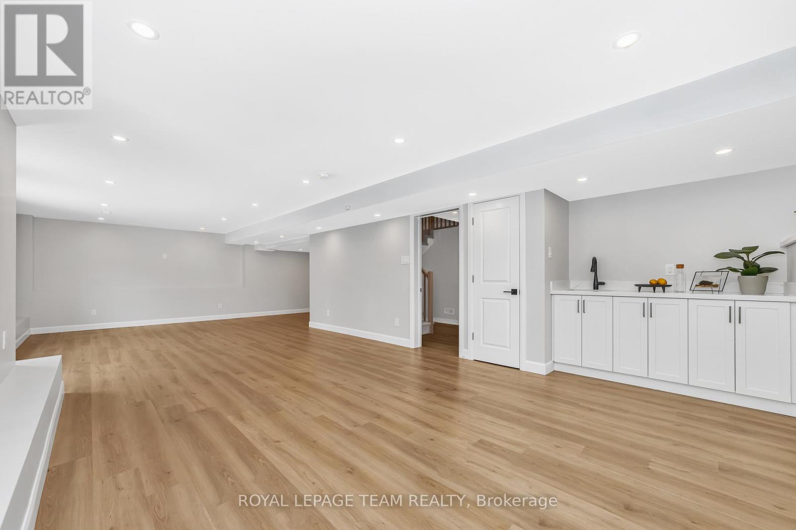 279 Ketchikan Crescent, Ottawa, Ontario  K2T 0S2 - Photo 36 - X12692810