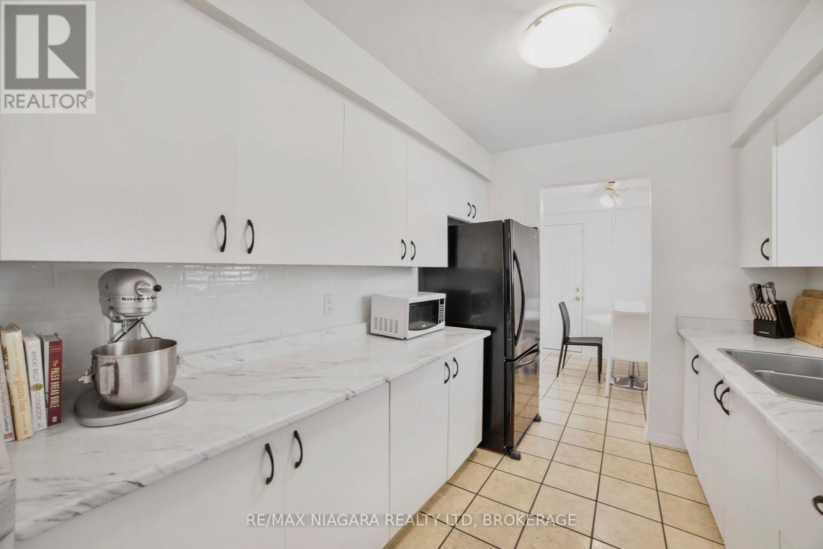 5735 Deerbrook Street, Niagara Falls, Ontario  L2G 7V7 - Photo 12 - X12918738