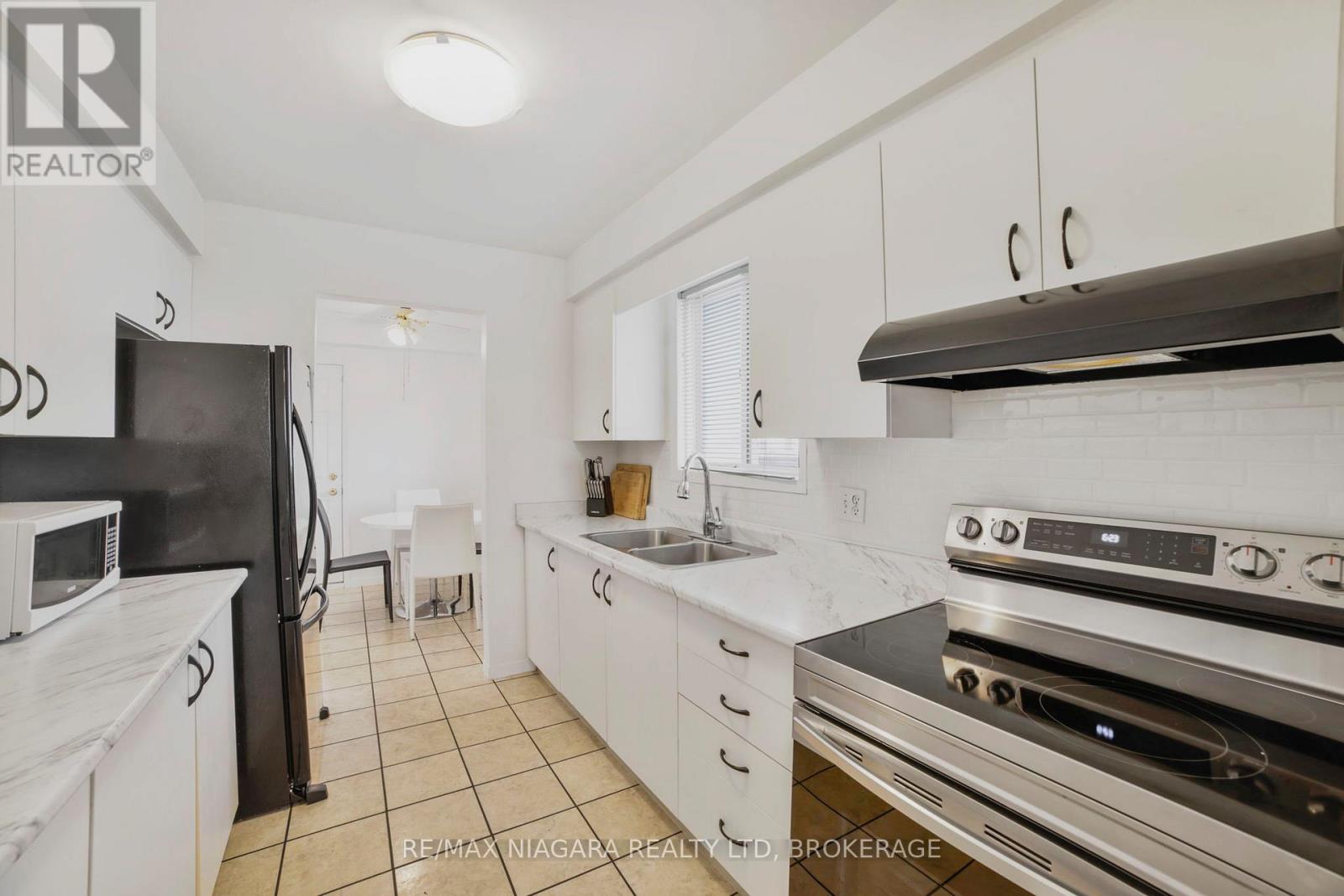 5735 Deerbrook Street, Niagara Falls, Ontario  L2G 7V7 - Photo 13 - X12918738