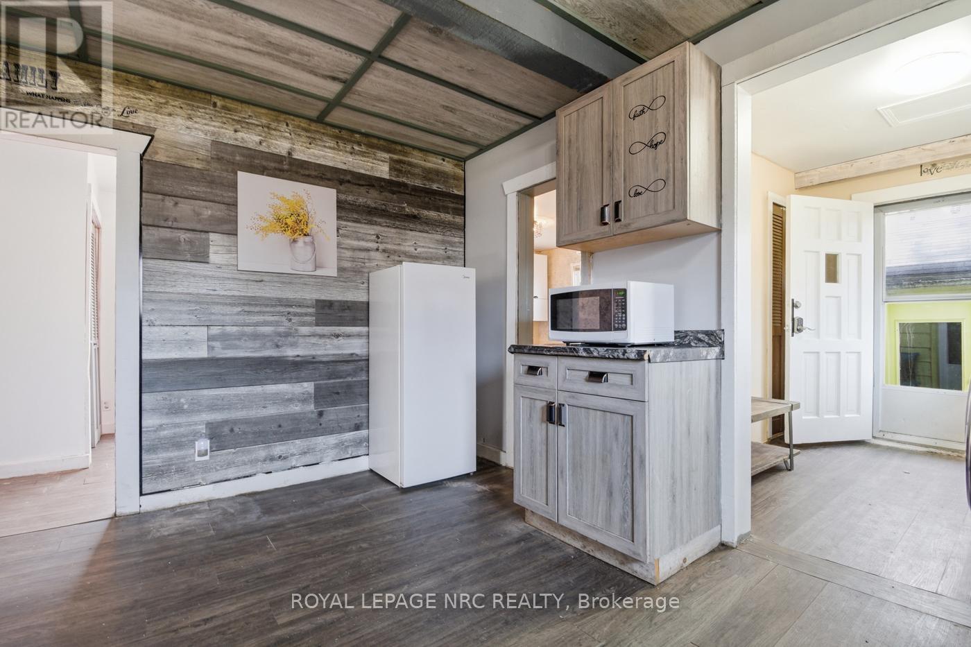 529 Rosehill Road, Fort Erie, Ontario  L2A 5M4 - Photo 4 - X12918862