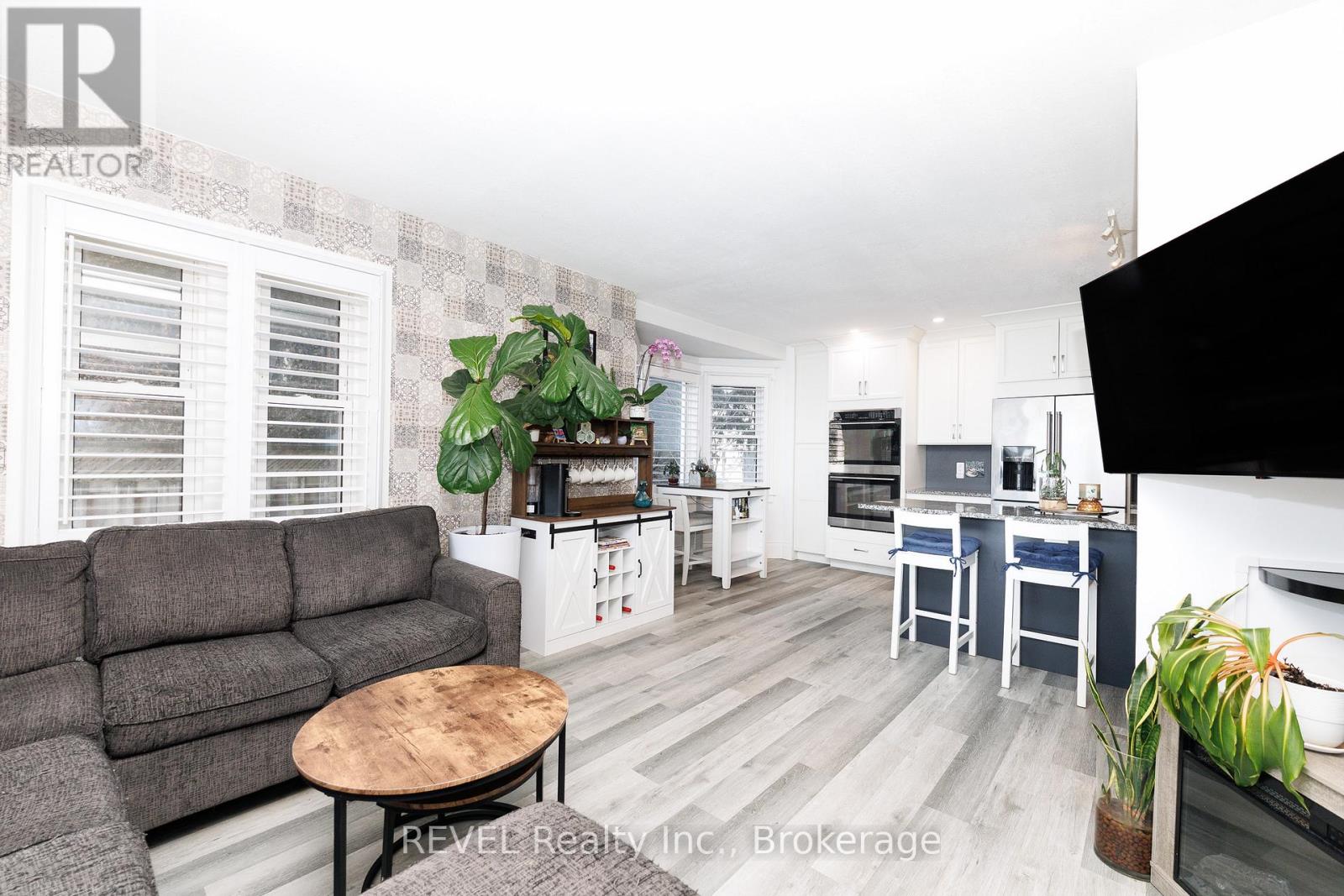 212 Maple Avenue, Welland, Ontario  L3C 5G5 - Photo 10 - X12918936