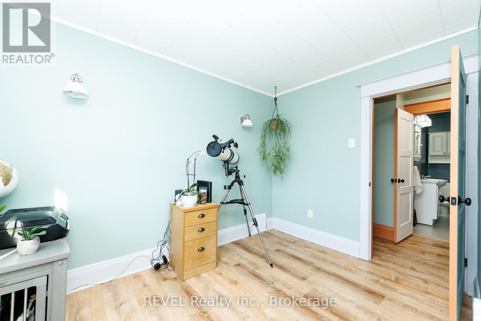 212 Maple Avenue, Welland, Ontario  L3C 5G5 - Photo 26 - X12918936