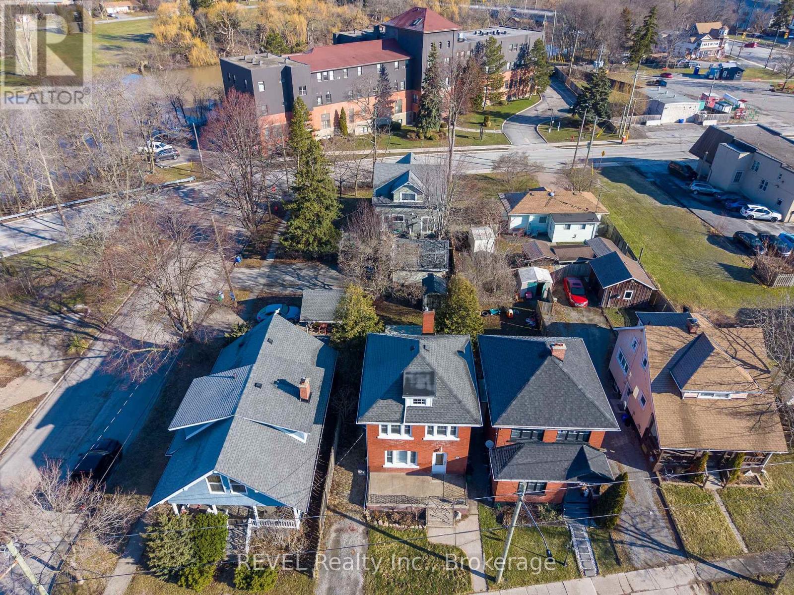 212 Maple Avenue, Welland, Ontario  L3C 5G5 - Photo 36 - X12918936