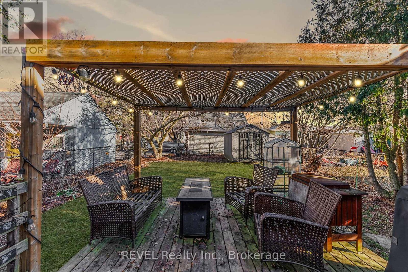 212 Maple Avenue, Welland, Ontario  L3C 5G5 - Photo 5 - X12918936