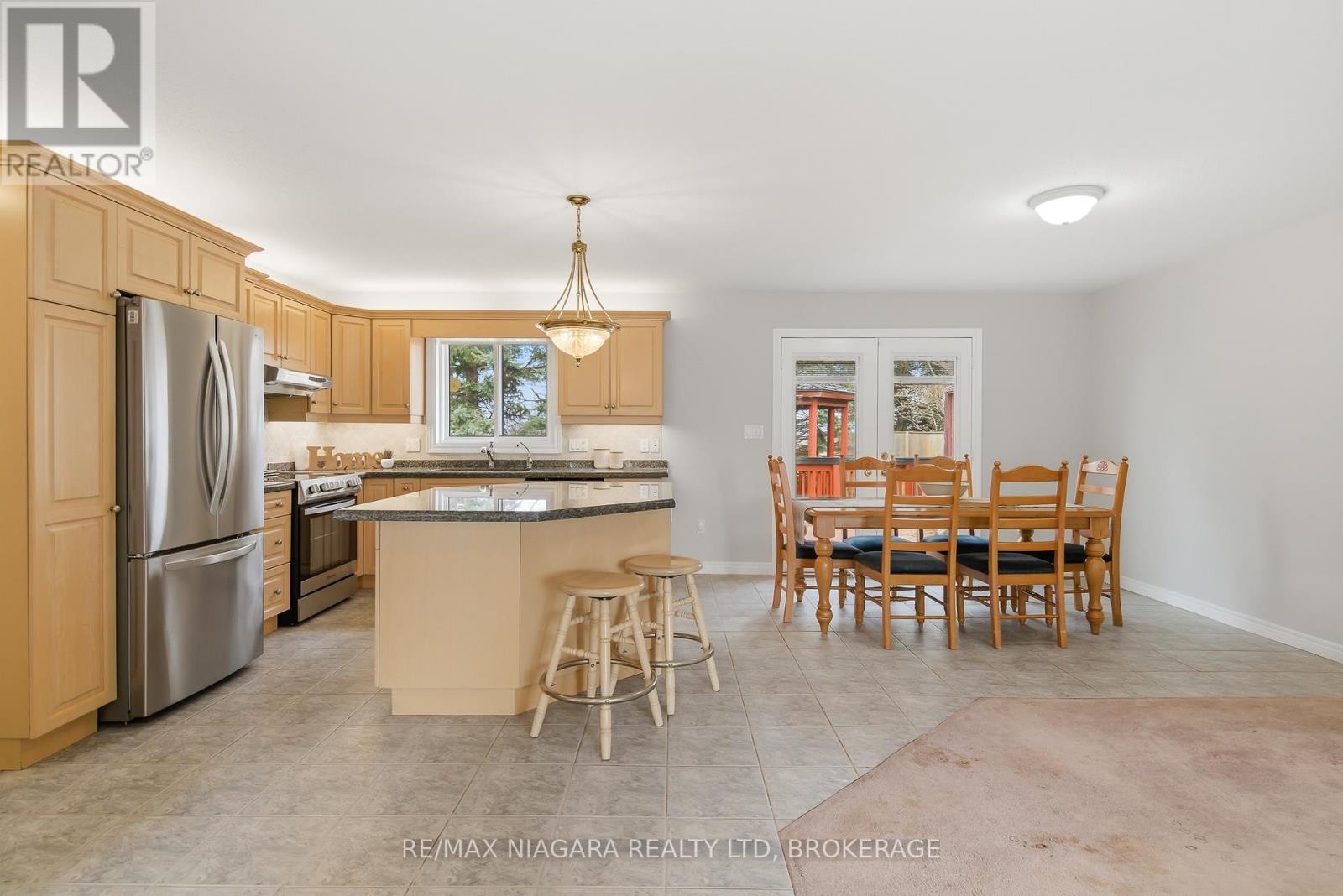 7865 Bishop Avenue, Niagara Falls, Ontario  L2H 3C6 - Photo 12 - X12918948