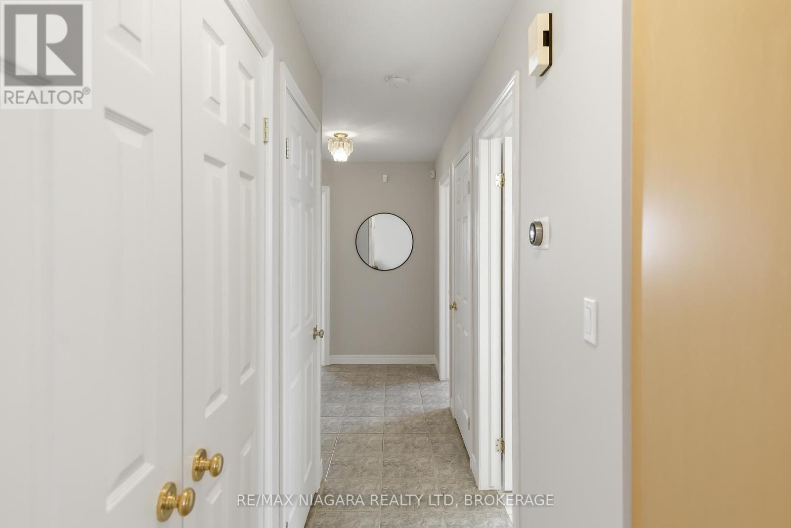 7865 Bishop Avenue, Niagara Falls, Ontario  L2H 3C6 - Photo 15 - X12918948