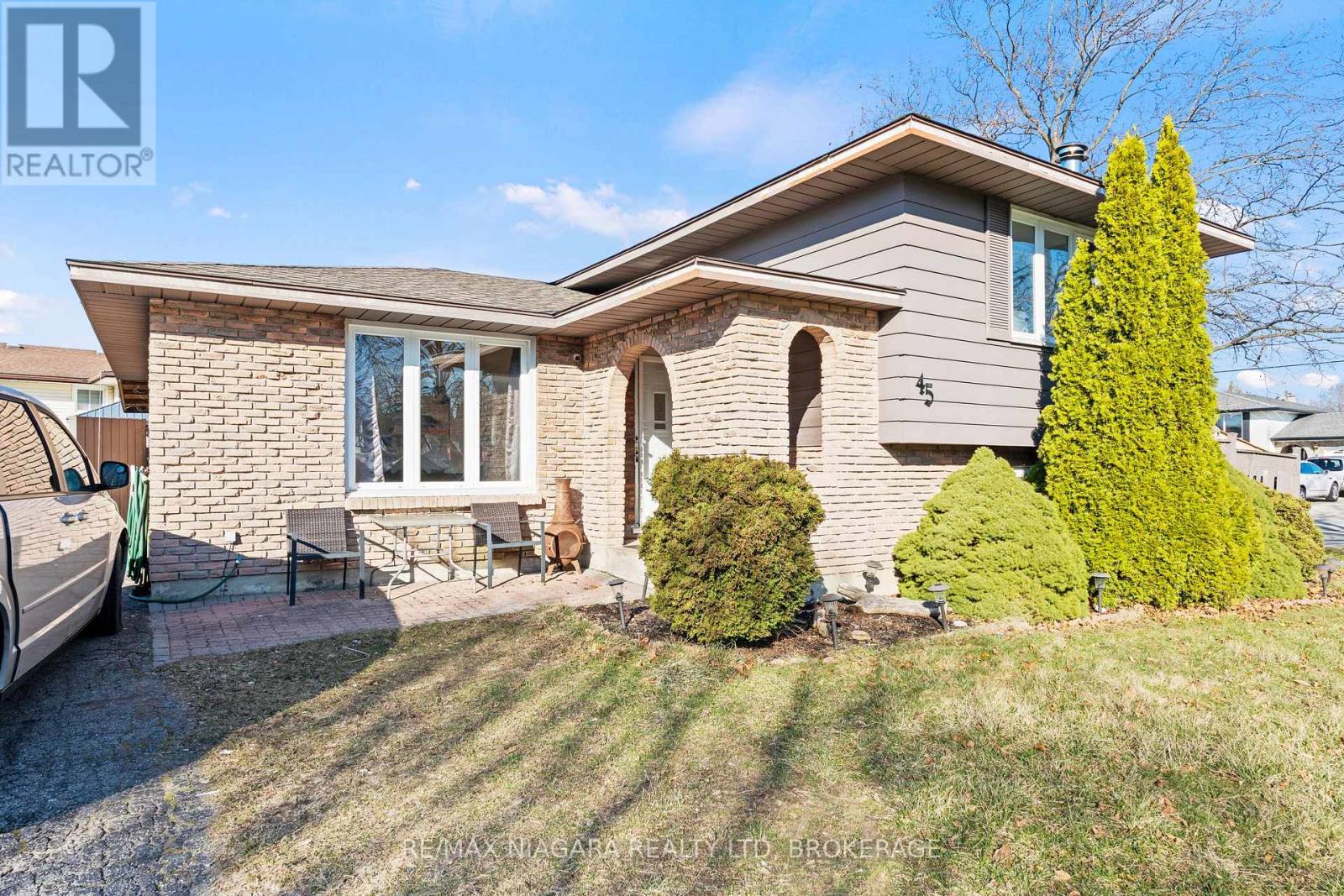 45 Sherman Drive, St. Catharines, Ontario  L2N 2K9 - Photo 2 - X12918994