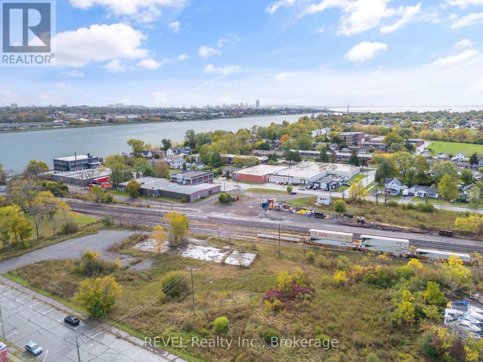 77-81 Jarvis Street, Fort Erie, Ontario  L2A 2S3 - Photo 8 - X12919018