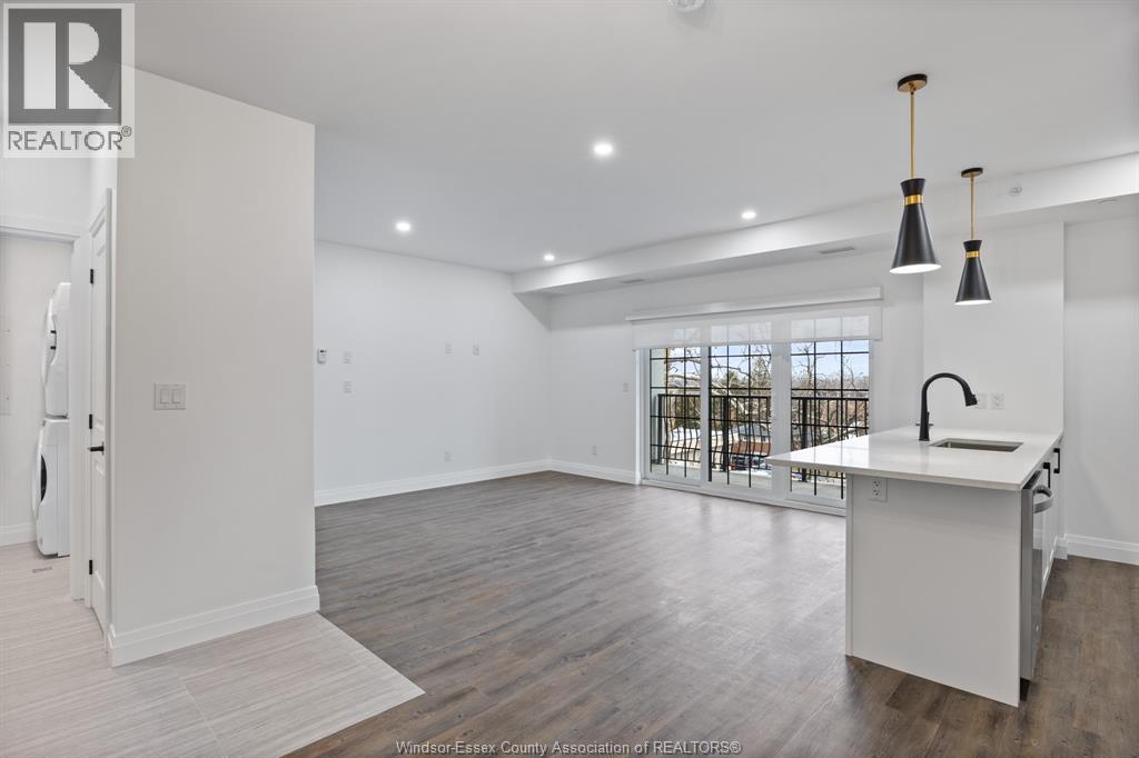 3817 Howard Avenue Unit# 415, Windsor, Ontario  N9E 0B5 - Photo 3 - 26006193