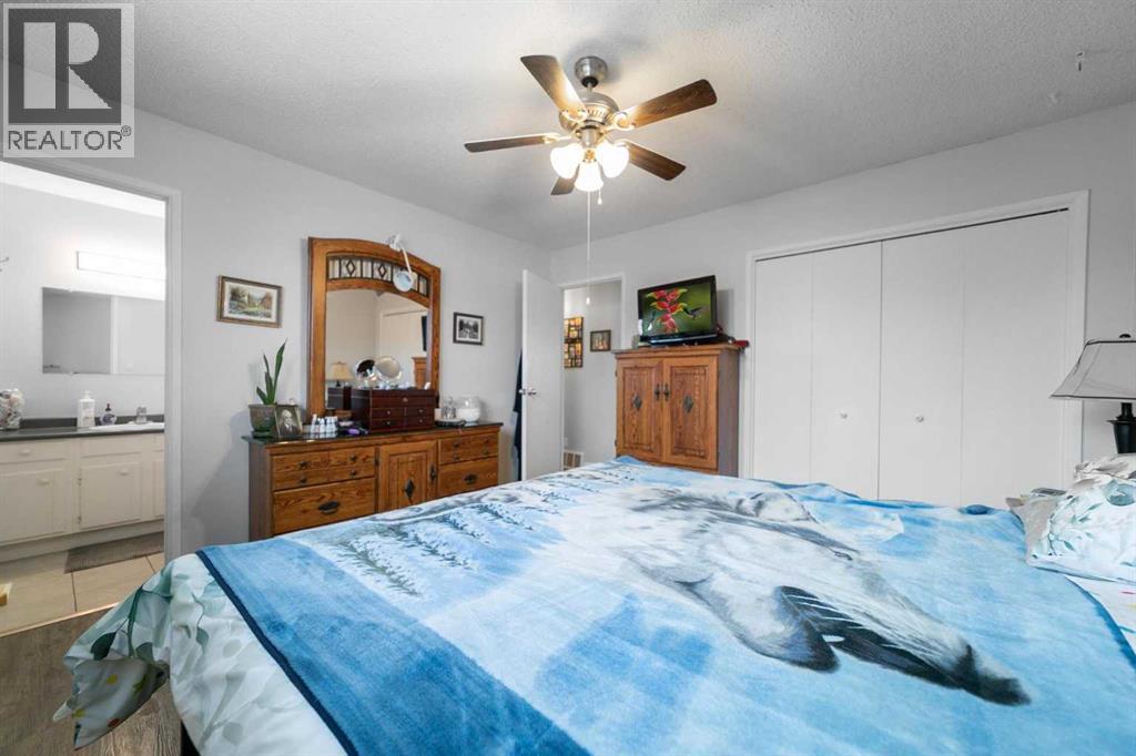 6304 39 Avenue, Camrose, Alberta  T4V 2Z4 - Photo 11 - A2293761