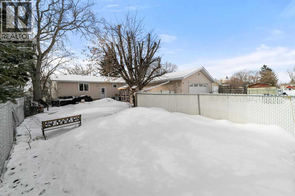 6304 39 Avenue, Camrose, Alberta  T4V 2Z4 - Photo 32 - A2293761