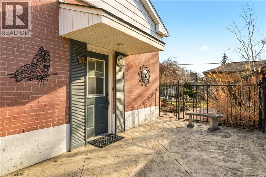 252 Hammersmith Court, Burlington, Ontario  L7L 4N7 - Photo 29 - 40814697