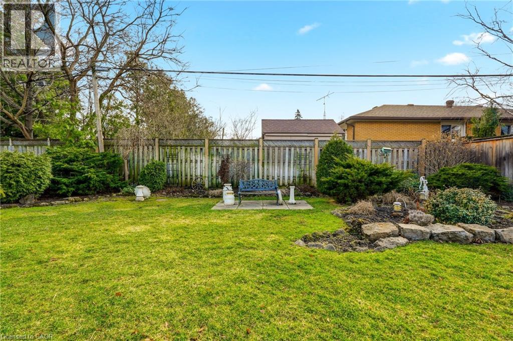 252 Hammersmith Court, Burlington, Ontario  L7L 4N7 - Photo 39 - 40814697