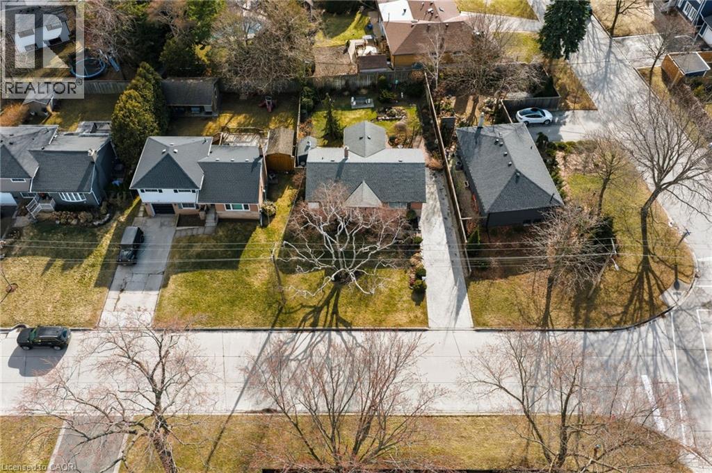 252 Hammersmith Court, Burlington, Ontario  L7L 4N7 - Photo 48 - 40814697