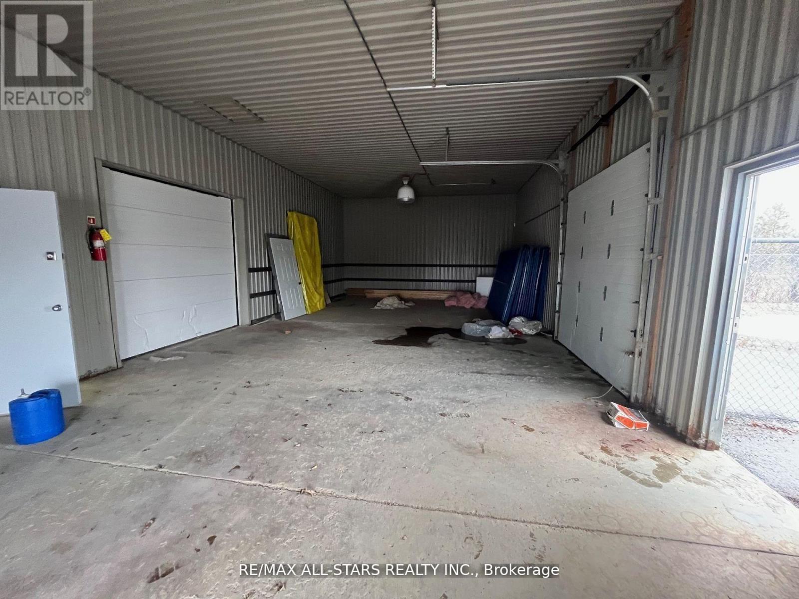 9 Callaghan's Road, Kawartha Lakes, Ontario  K9V 4R4 - Photo 3 - X12919028