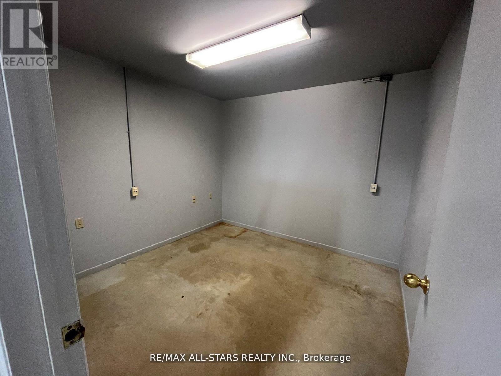 9 Callaghan's Road, Kawartha Lakes, Ontario  K9V 4R4 - Photo 8 - X12919028