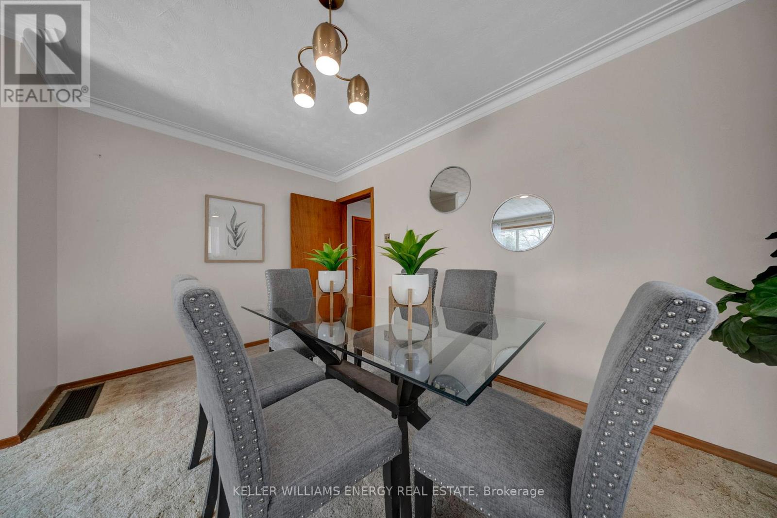 855 Timothy Street, Peterborough, Ontario  K9H 6H5 - Photo 5 - X12919050