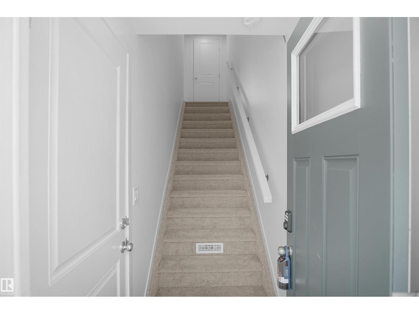 #27 531 Merlin Ld Nw, Edmonton, Alberta  T5S 0L9 - Photo 3 - E4472134